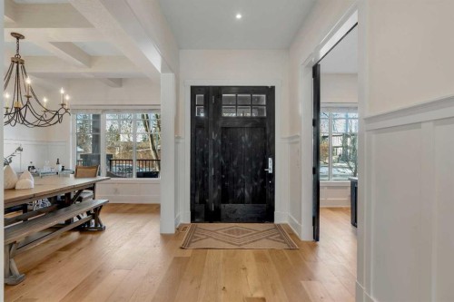 5852 Bowwater Crescent Nw, Calgary, AB - Indoor Photo Showing Other Room