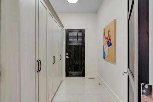 5852 Bowwater Crescent Nw, Calgary, AB - Indoor Photo Showing Other Room