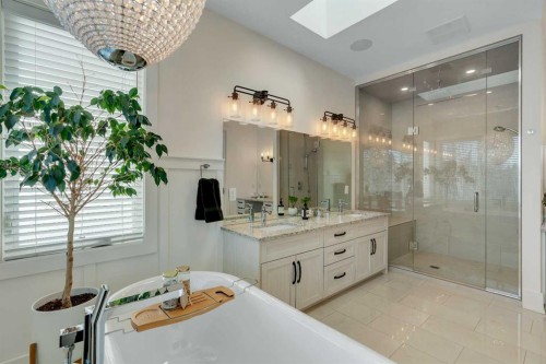 5852 Bowwater Crescent Nw, Calgary, AB - Indoor Photo Showing Bathroom