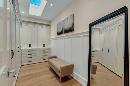 5852 Bowwater Crescent Nw, Calgary, AB - Indoor Photo Showing Other Room