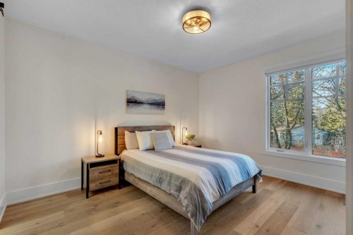 5852 Bowwater Crescent Nw, Calgary, AB - Indoor Photo Showing Bedroom