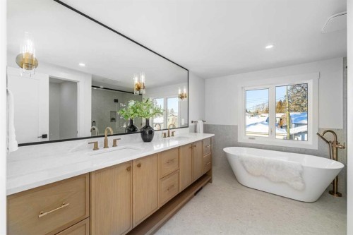 1152 Lake Sundance Crescent Se, Calgary, AB - Indoor Photo Showing Bathroom