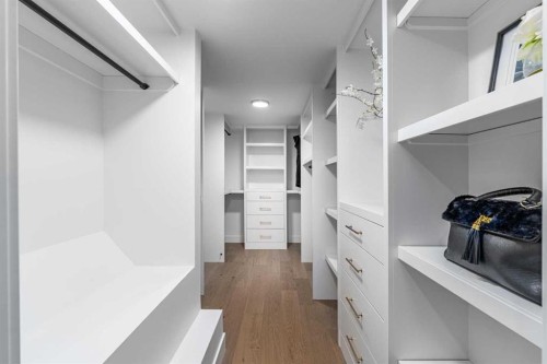 1152 Lake Sundance Crescent Se, Calgary, AB - Indoor With Storage