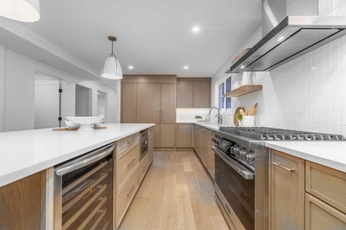 1152 Lake Sundance Crescent Se, Calgary, AB - Indoor Photo Showing Kitchen With Upgraded Kitchen