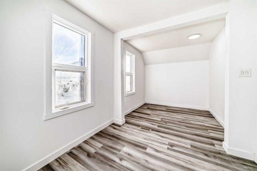 1407 12 Street Sw, Calgary, AB 