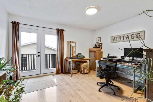 411 Mountain View Place, Longview, AB - Indoor Photo Showing Office