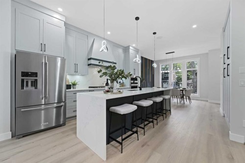 107 Hartford Road Nw, Calgary, AB - Indoor Photo Showing Kitchen With Upgraded Kitchen
