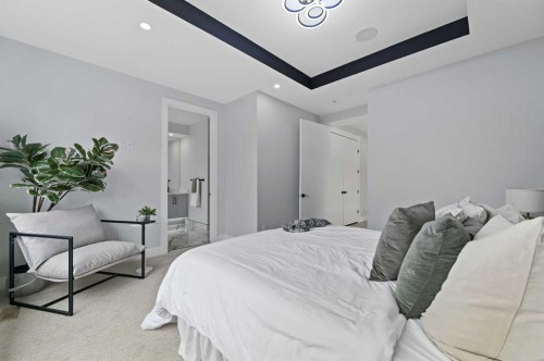 107 Hartford Road Nw, Calgary, AB - Indoor Photo Showing Bedroom