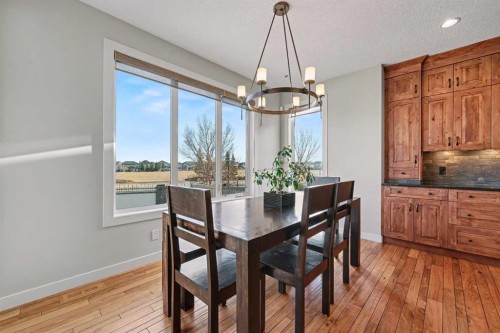 39 Elgin Estates Green Se, Calgary, AB - Indoor Photo Showing Dining Room