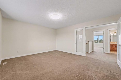 39 Elgin Estates Green Se, Calgary, AB - Indoor Photo Showing Other Room