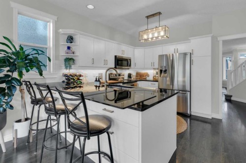 3611 1 Street, Calgary, AB - Indoor Photo Showing Kitchen With Stainless Steel Kitchen