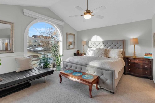 3611 1 Street, Calgary, AB - Indoor Photo Showing Bedroom