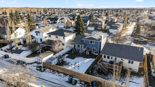 1336 Meadowbrook Drive Se, Airdrie, AB - Outdoor