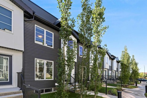 107-474 Seton Circle Se, Calgary, AB - Outdoor