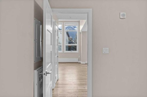 111-810 7Th Street, Canmore, AB - Indoor Photo Showing Other Room