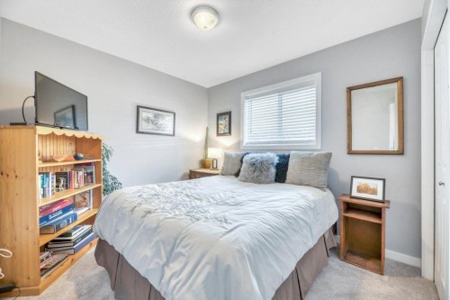 138 Westview Drive, Nanton, AB - Indoor Photo Showing Bedroom