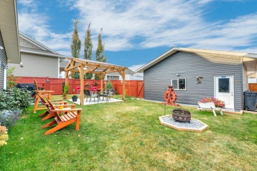 138 Westview Drive, Nanton, AB - Outdoor