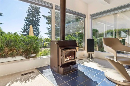 914 7A Street Nw, Calgary, AB -  Photo Showing Other Room