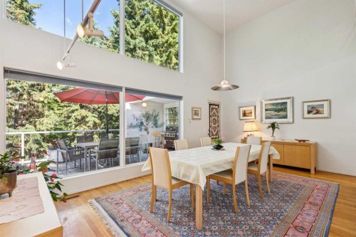 914 7A Street Nw, Calgary, AB - Indoor Photo Showing Dining Room