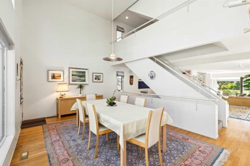 914 7A Street Nw, Calgary, AB - Indoor Photo Showing Dining Room