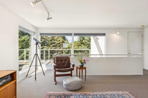 914 7A Street Nw, Calgary, AB - Indoor