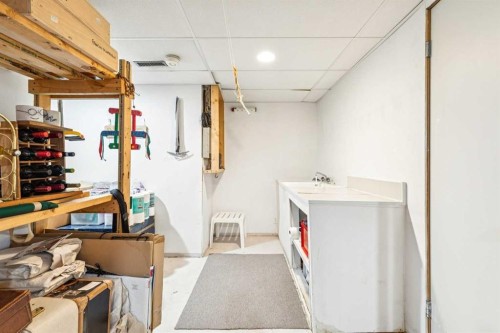 914 7A Street Nw, Calgary, AB - Indoor