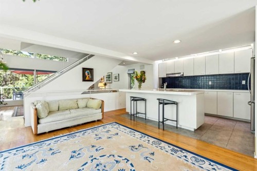 914 7A Street Nw, Calgary, AB - Indoor Photo Showing Kitchen