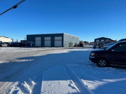 414 21 Street SE High River, AB T1V 2A7