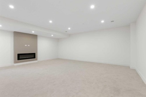 26 St Andrews Close, Lyalta, AB - Indoor