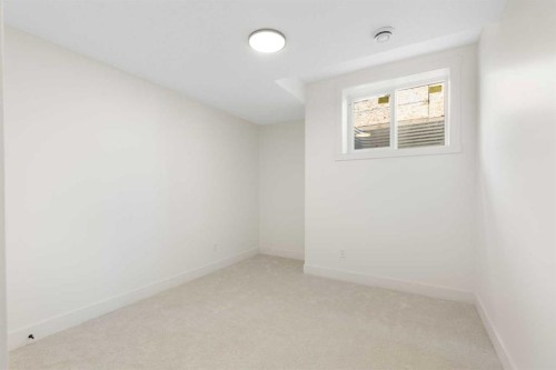 26 St Andrews Close, Lyalta, AB - Indoor Photo Showing Other Room