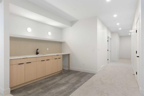 24 St Andrews Close, Lyalta, AB - Indoor Photo Showing Other Room