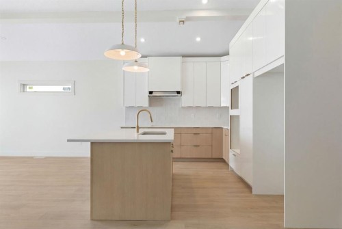24 St Andrews Close, Lyalta, AB - Indoor Photo Showing Kitchen