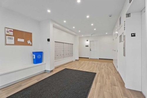 215-70 Sage Hill Walk Nw, Calgary, AB - Indoor Photo Showing Other Room