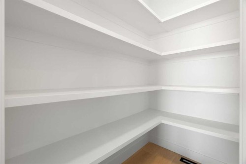 150 Muirfield Boulevard, Lyalta, AB - Indoor