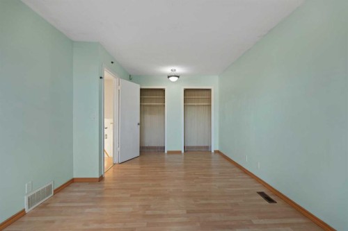 124 Falwood Crescent Ne, Calgary, AB - Indoor Photo Showing Other Room