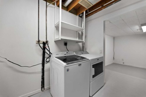 124 Falwood Crescent Ne, Calgary, AB - Indoor Photo Showing Laundry Room