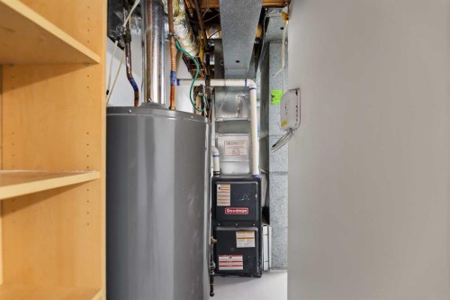 124 Falwood Crescent Ne, Calgary, AB - Indoor