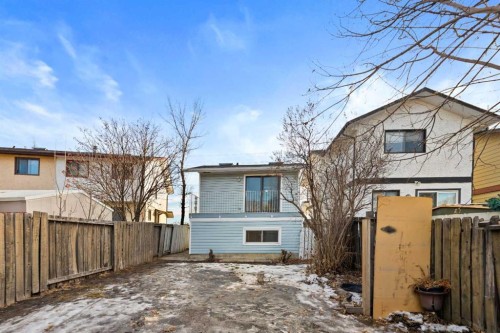 124 Falwood Crescent Ne, Calgary, AB - Outdoor