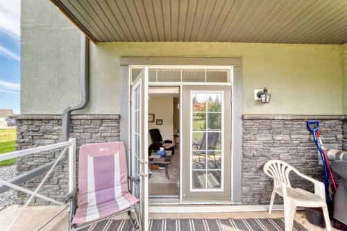 102-1005A Westmount Drive, Strathmore, AB - Outdoor With Exterior