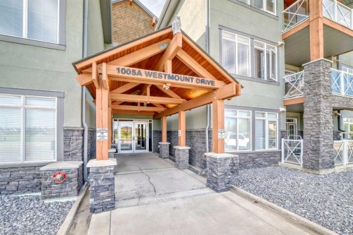 102-1005A Westmount Drive, Strathmore, AB - Outdoor With Balcony