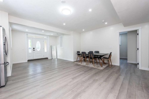 35 Aspen Stone Way Sw, Calgary, AB - Indoor