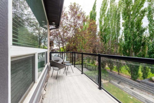 35 Aspen Stone Way Sw, Calgary, AB - Outdoor With Exterior