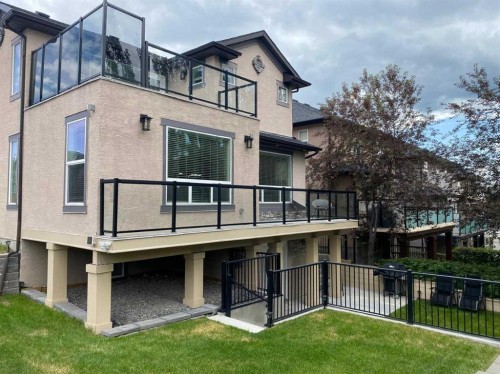 35 Aspen Stone Way Sw, Calgary, AB - Outdoor With Exterior