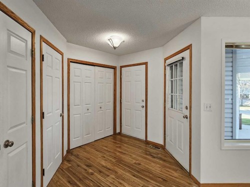 112 Harvest Oak Circle Ne, Calgary, AB - Indoor Photo Showing Other Room