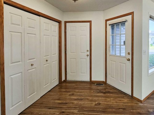 112 Harvest Oak Circle Ne, Calgary, AB - Indoor Photo Showing Other Room