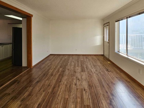 112 Harvest Oak Circle Ne, Calgary, AB - Indoor Photo Showing Other Room