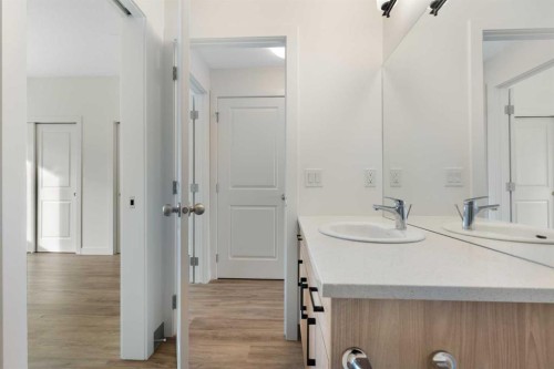 1803-24 Rivercrest Drive, Cochrane, AB - Indoor Photo Showing Bathroom