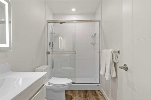 202B-1 Industrial Place, Canmore, AB - Indoor Photo Showing Bathroom