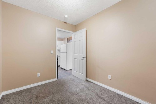 234 Tarawood Place Ne, Calgary, AB - Indoor Photo Showing Other Room