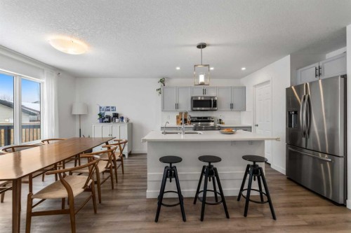 4382 Elgin Avenue Se, Calgary, AB - Indoor